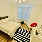 Family Flat In Camden, Top Location, Next To Attractions